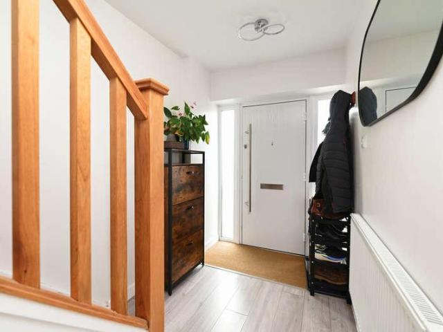3 bed house for sale