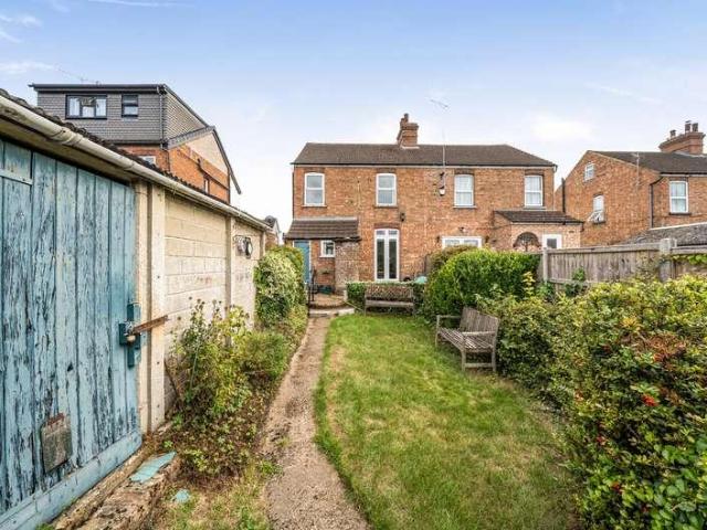 3 bed house for sale