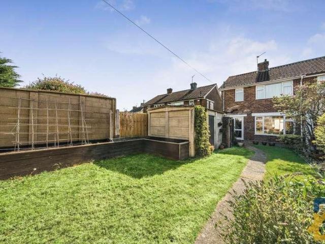 3 bed house for sale