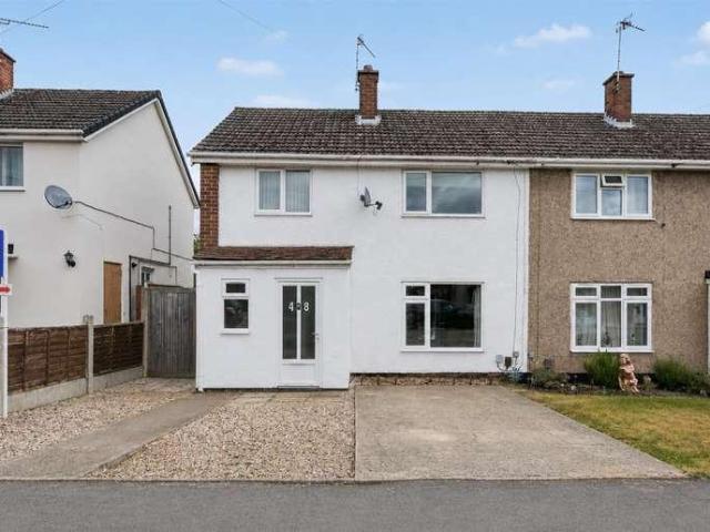 3 bed house for sale