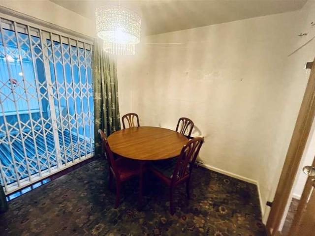 3 bed house for sale