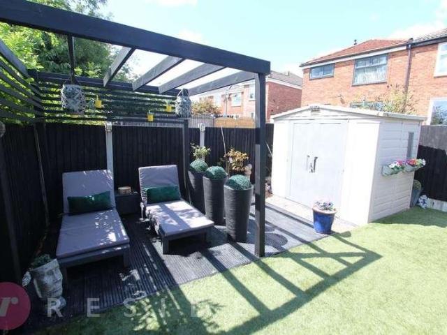 3 bed house for sale
