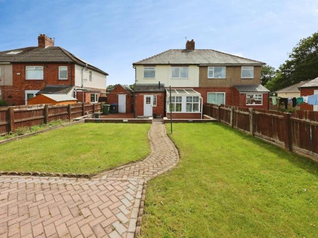 3 bed house for sale