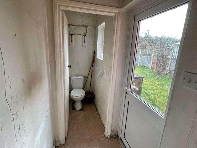 3 bed house for sale