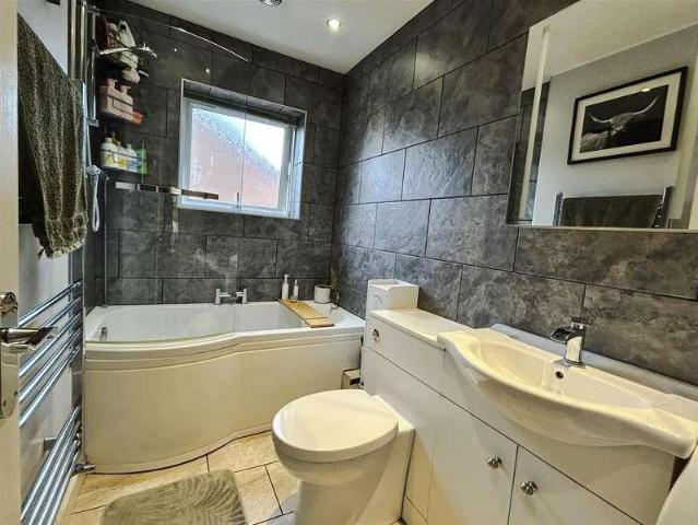 3 bed house for sale