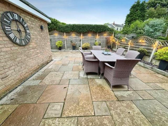 3 bed house for sale