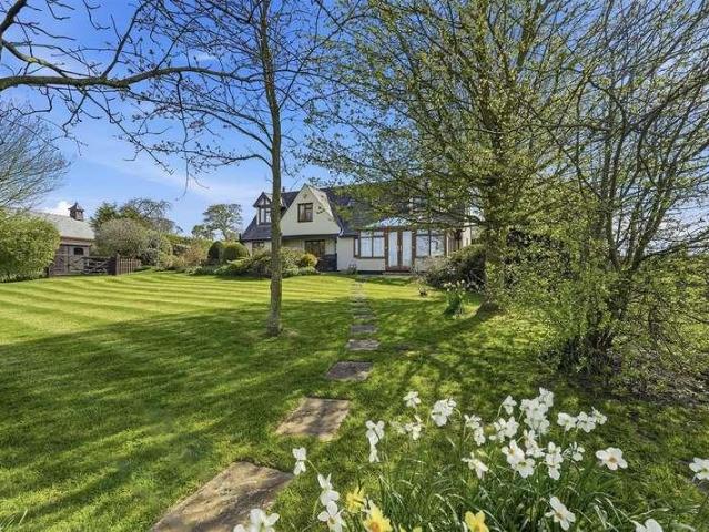 3 bed house for sale