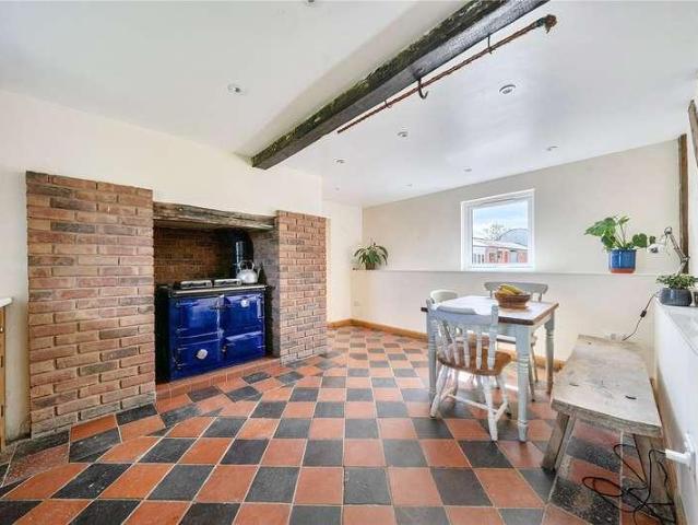 3 bed house for sale