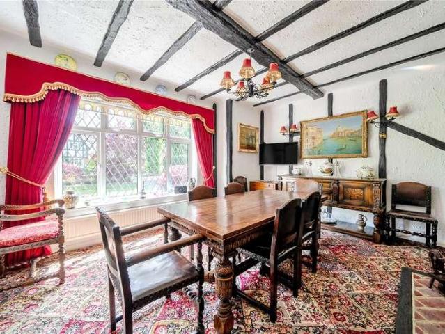 3 bed house for sale