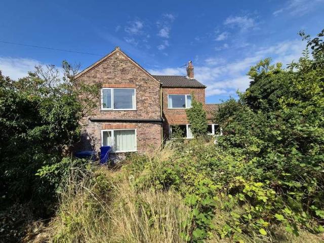 3 bed house for sale