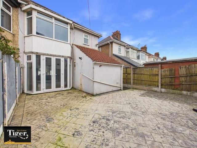 3 bed house for sale