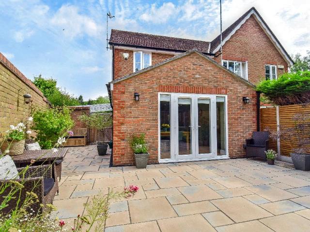 3 bed house for sale