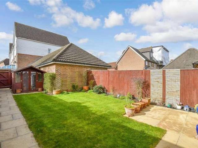 3 bed house for sale