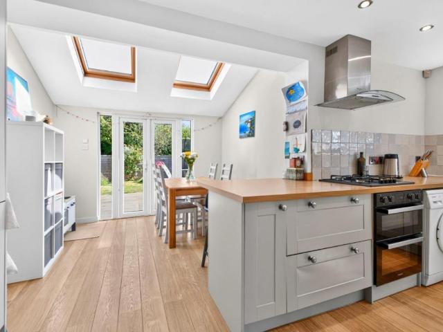 3 bed house for sale