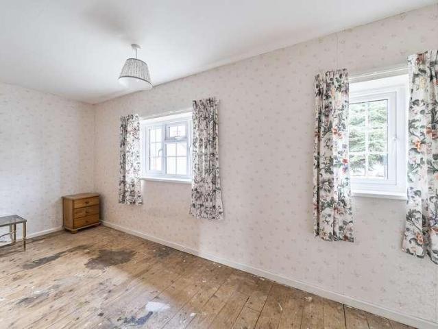 3 bed house for sale