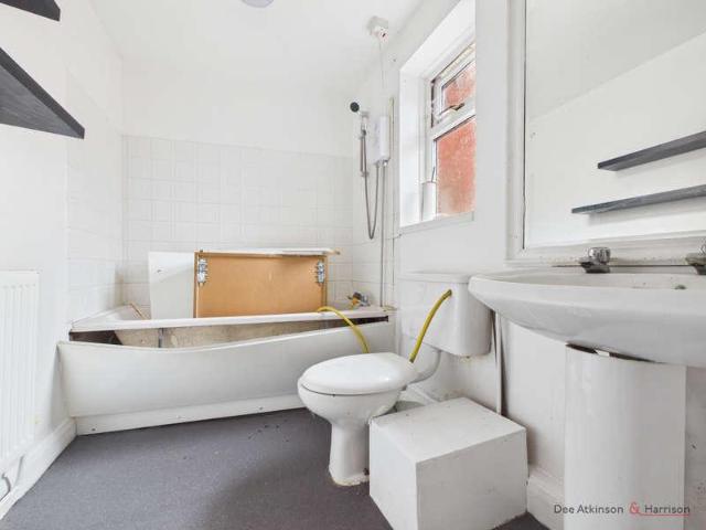 3 bed house for sale