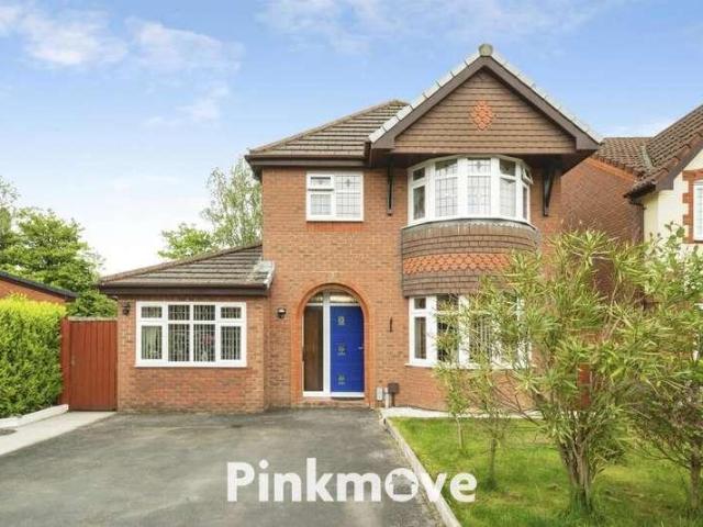 4 bed house for sale