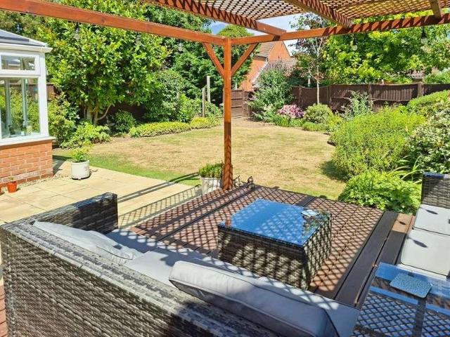 3 bed house for sale