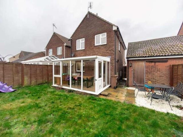 3 bed house for sale