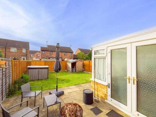 3 bed house for sale