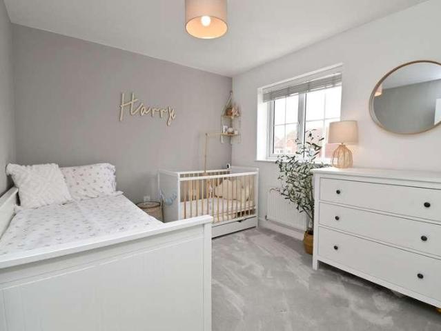 3 bed house for sale