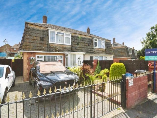 3 bed house for sale