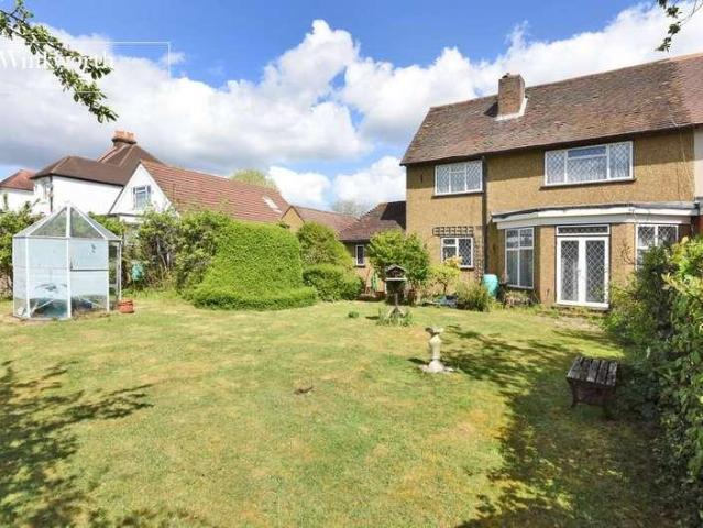 3 bed house for sale