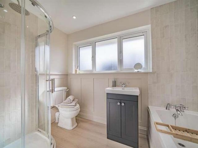 3 bed house for sale