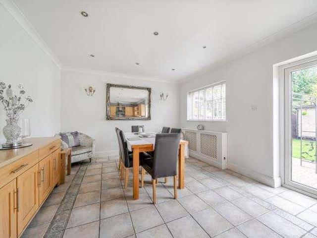 3 bed house for sale