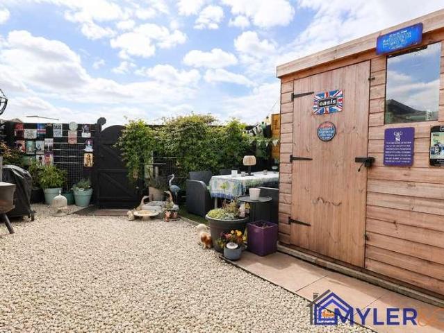 3 bed house for sale