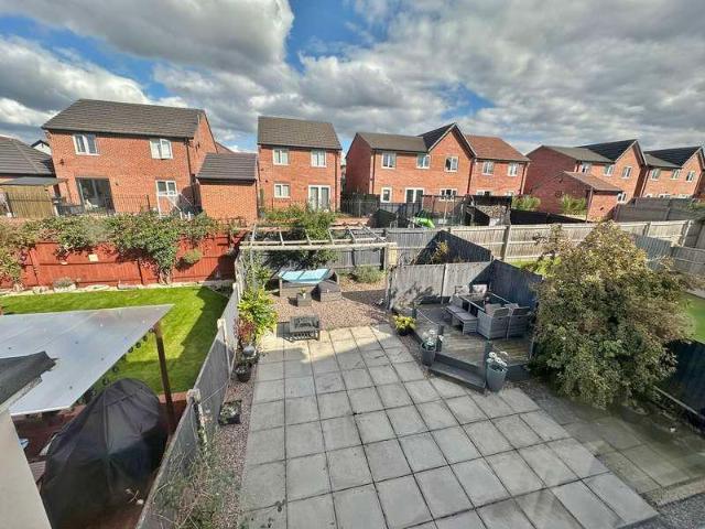 3 bed house for sale