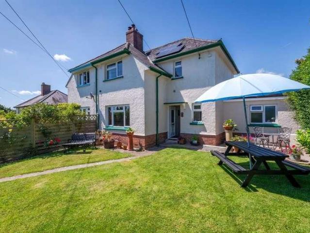 3 bed house for sale