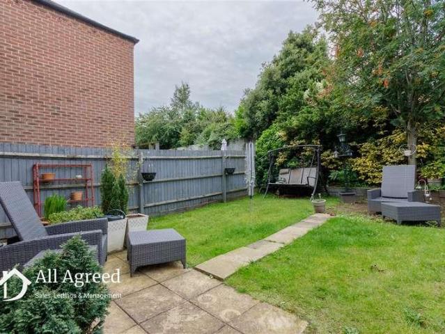 3 bed house for sale