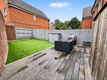 3 bed house for sale