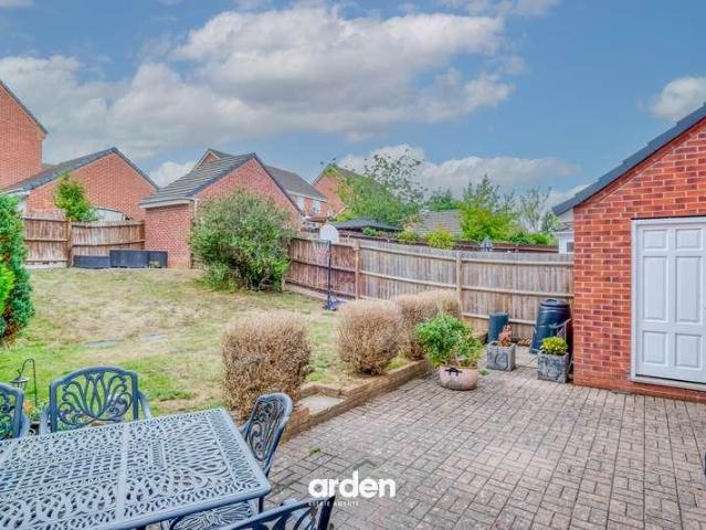 3 bed house for sale
