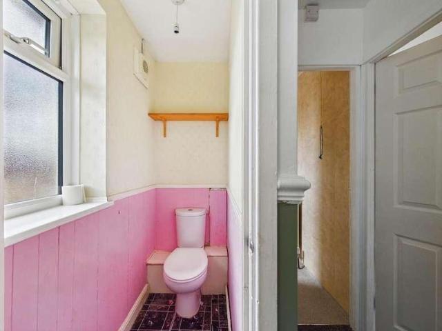 3 bed house for sale