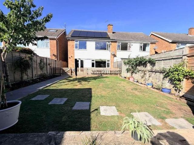 3 bed house for sale