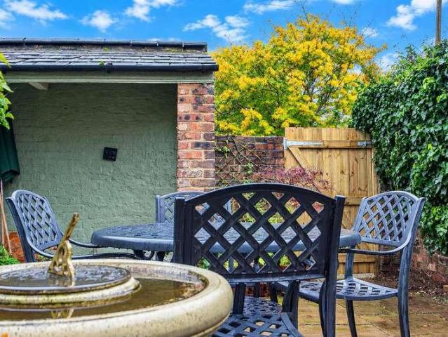 3 bed house for sale
