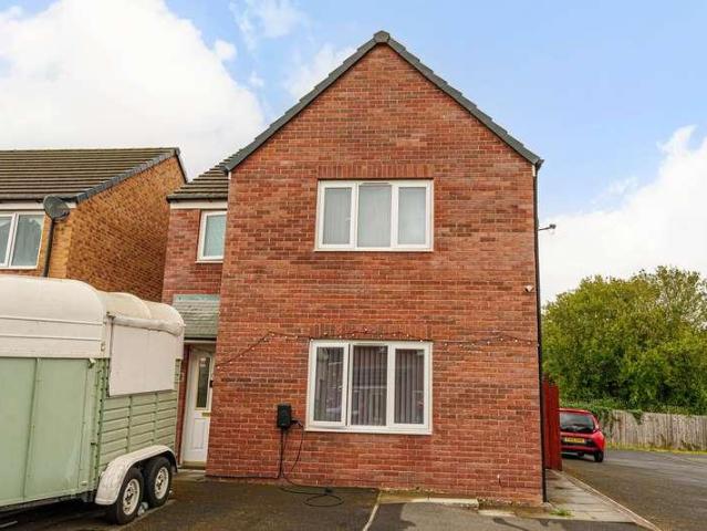 3 bed house for sale