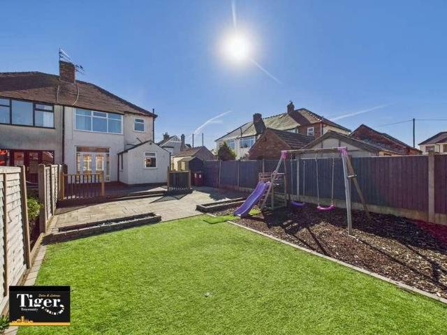3 bed house for sale