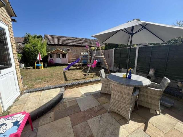 3 bed house for sale