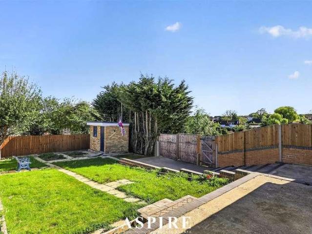 3 bed house for sale