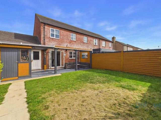 3 bed house for sale