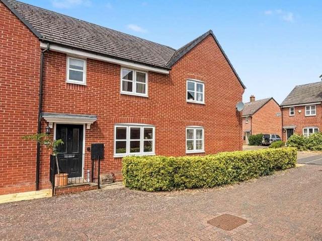 3 bed house for sale