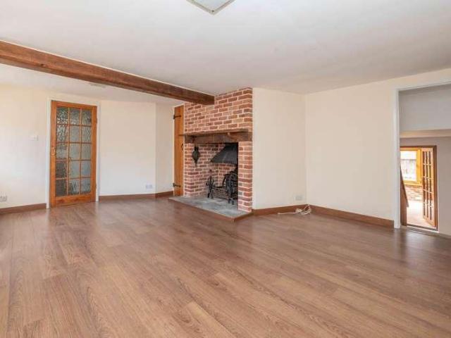 3 bed house for sale