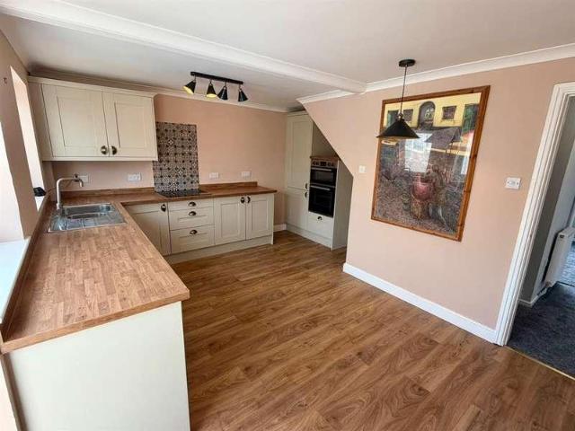 3 bed house for sale