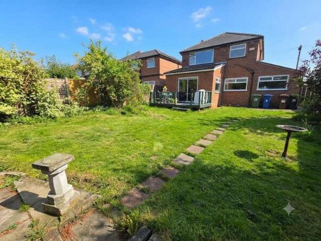 3 bed house for sale