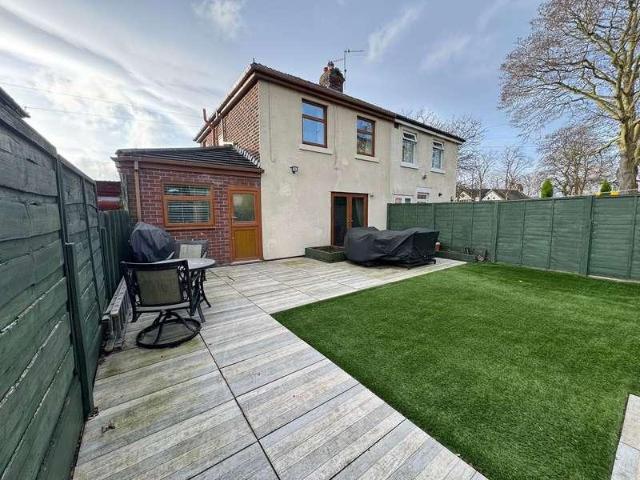 3 bed house for sale