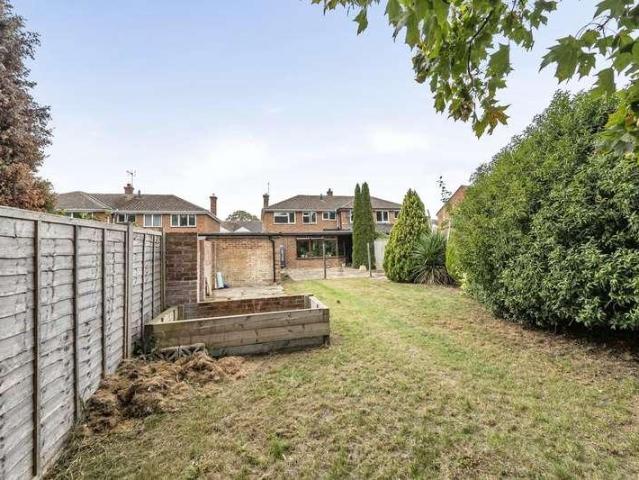 3 bed house for sale