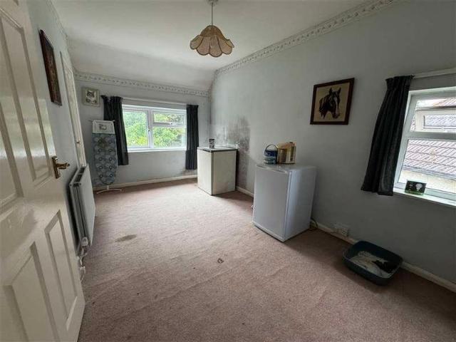 3 bed house for sale